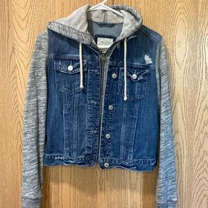 Abercrombie sweatshirt jean jacket